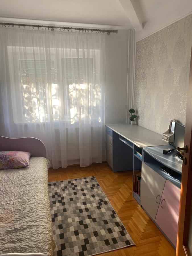 Apartament regim hotelier Oradea Exterior foto